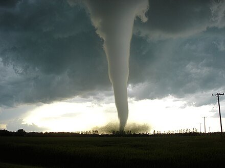 F5_tornado_Elie_Manitoba_2007