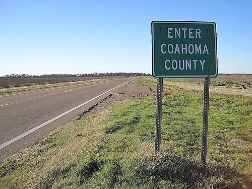 Coahoma_County,_MS_sign_001